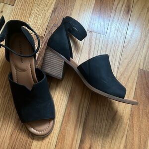 Lucky Brand Shoes.  Size 9.5 Worn once, in great shape